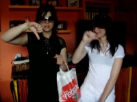 200px-clip_2.jpg